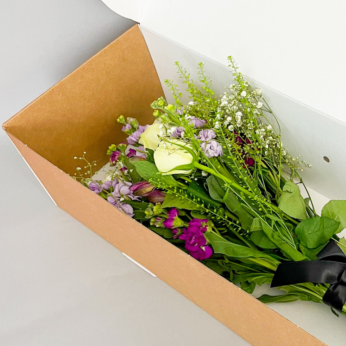 Flower Delivery Boxes