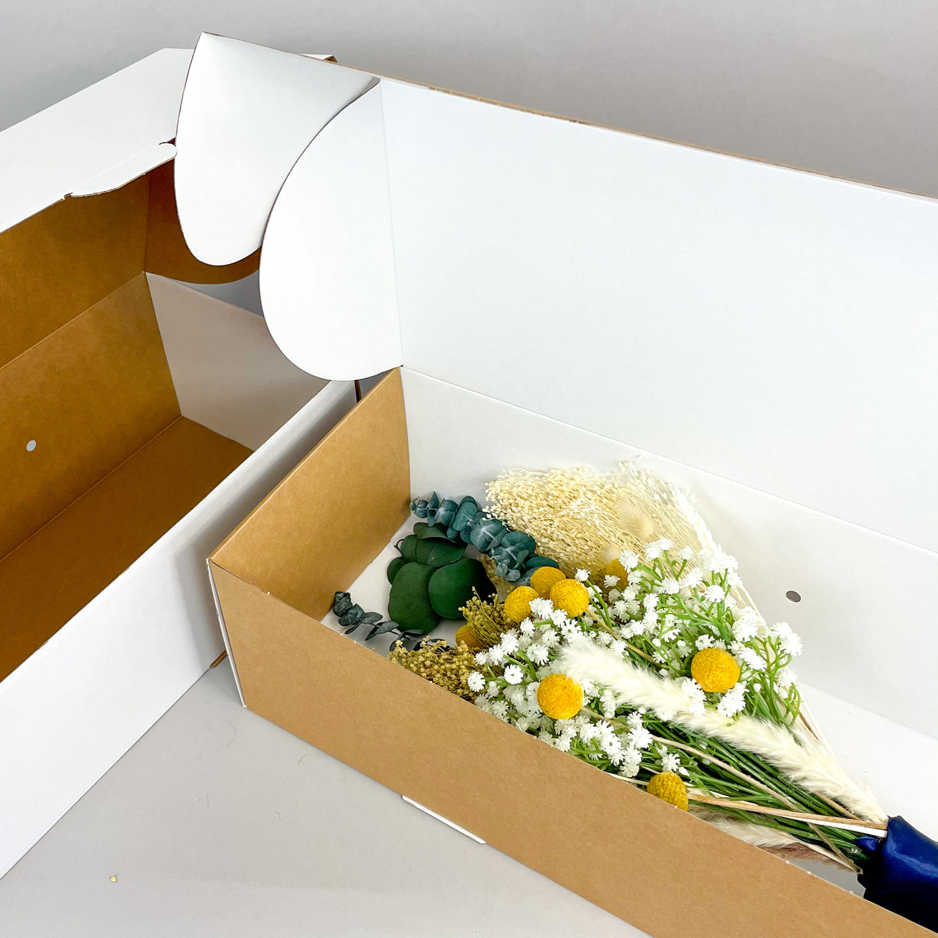 Flower Delivery Boxes