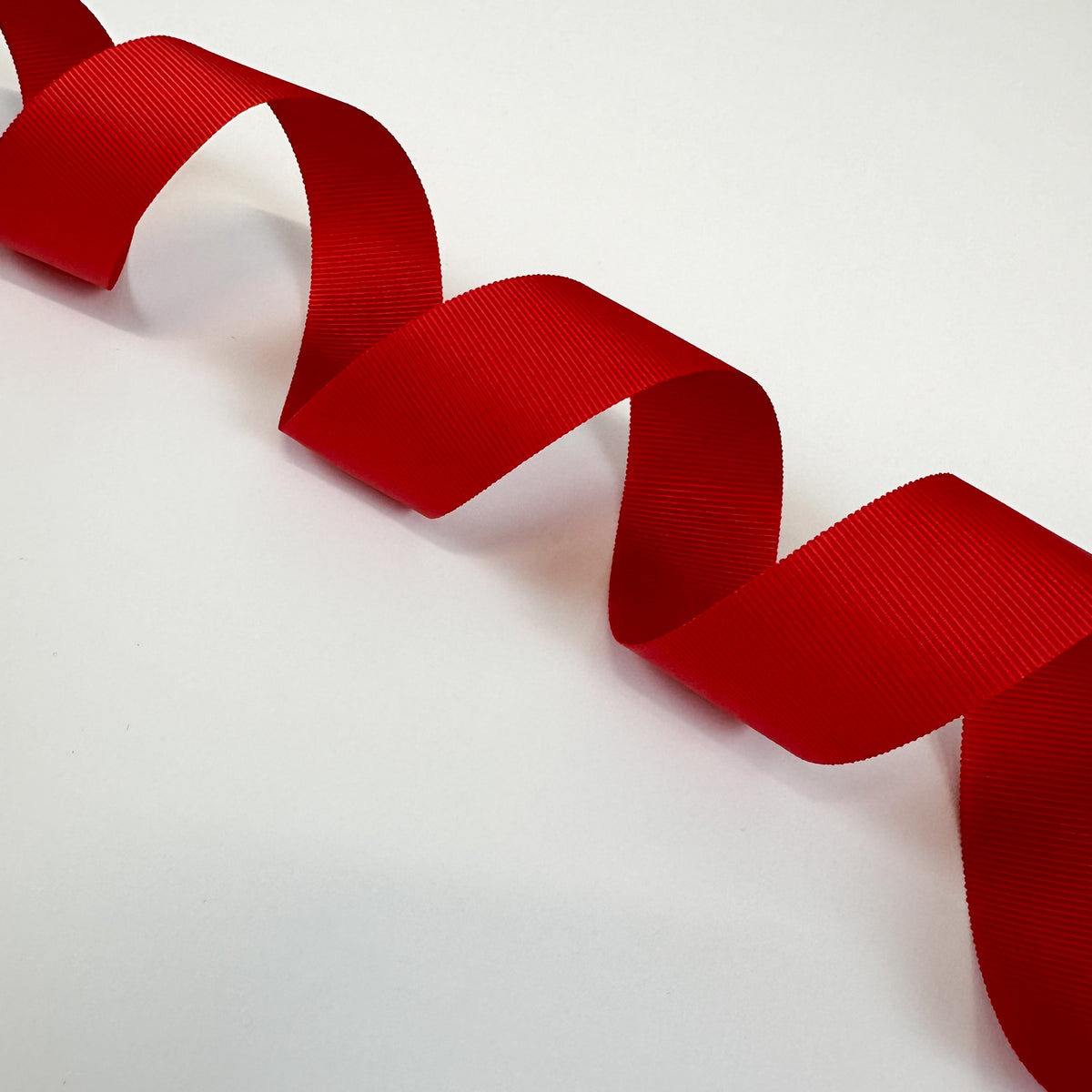 25mm Recycled Grosgrain Ribbon - Red (50m reel) — BoxMart