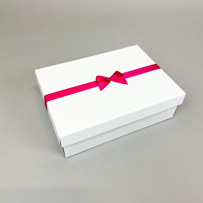 Pre-tied Bow - Size 6 (to fit boxes Q and Q5. Boxes sold separately) (Pack of 25)