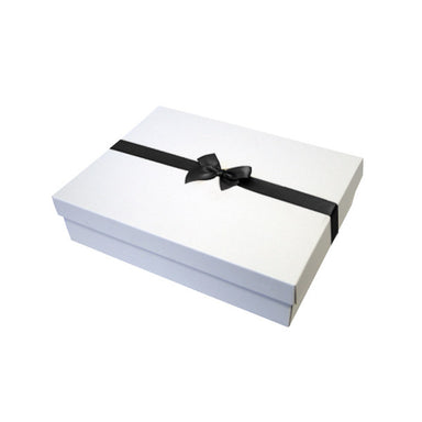 Black Pre tied Bow Size 2 to fit A5 Gift boxes